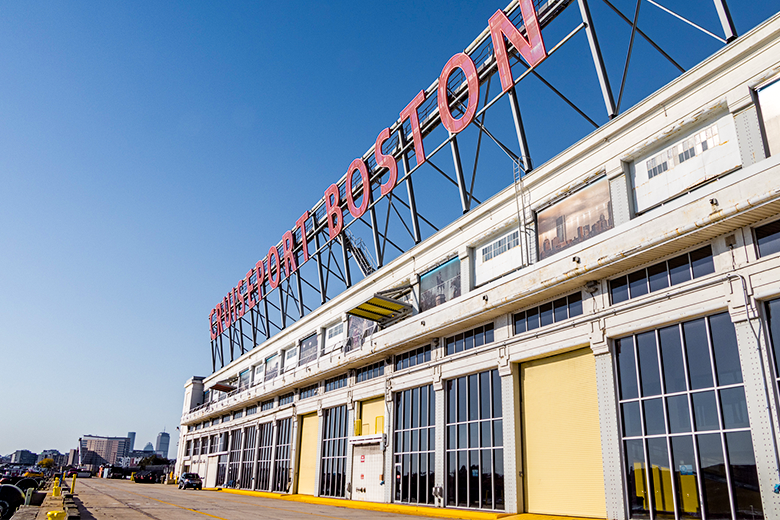 Outdoor Flynn Cruiseport Boston